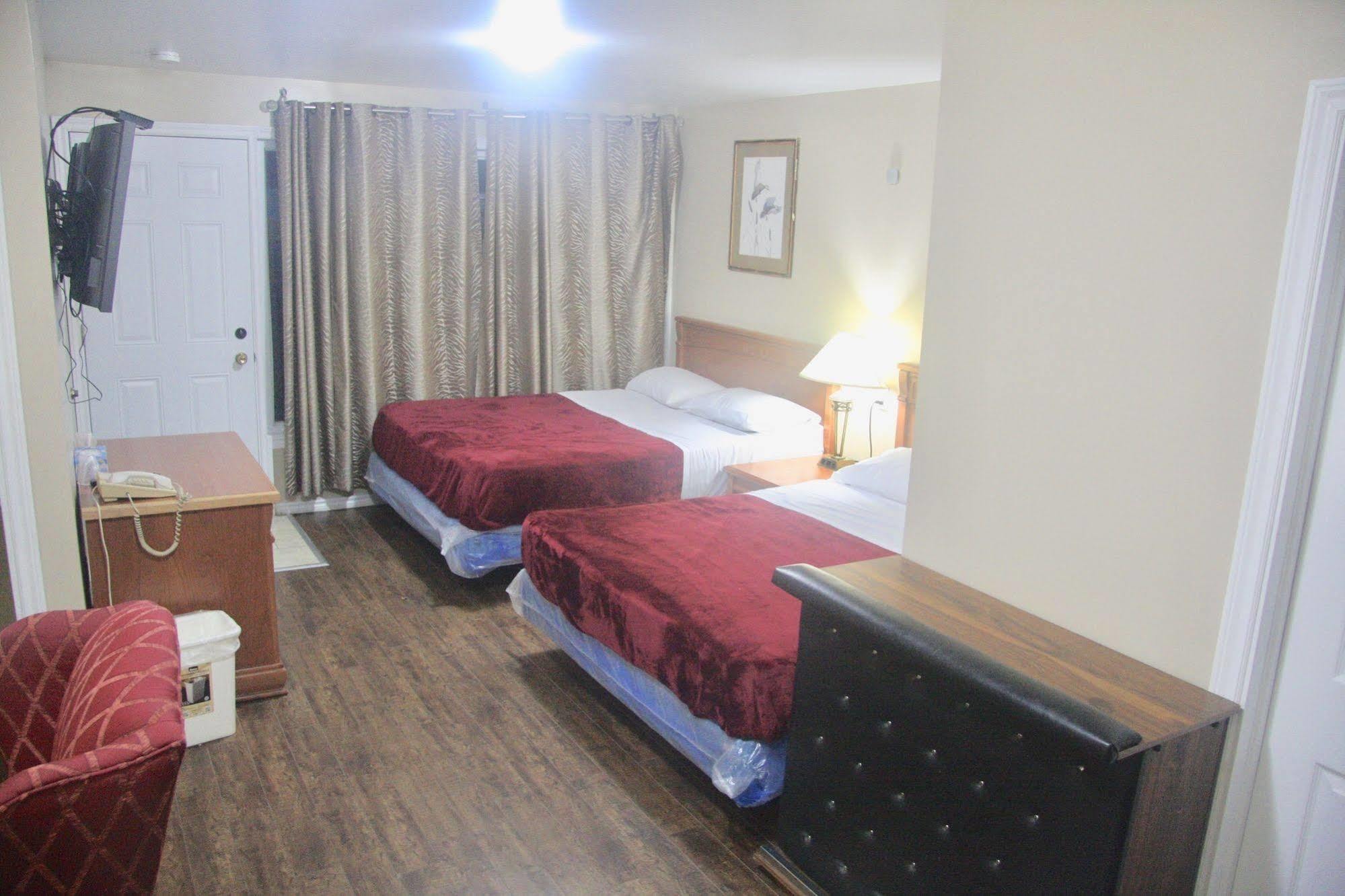 American Plaza Motel London Exterior photo