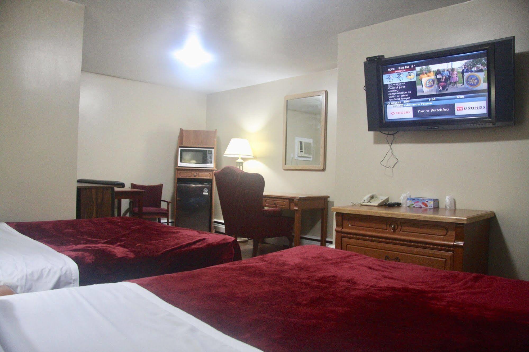 American Plaza Motel London Exterior photo